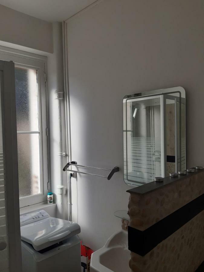 Charmant Appartement Au Pied Du Chateau 지엔 외부 사진